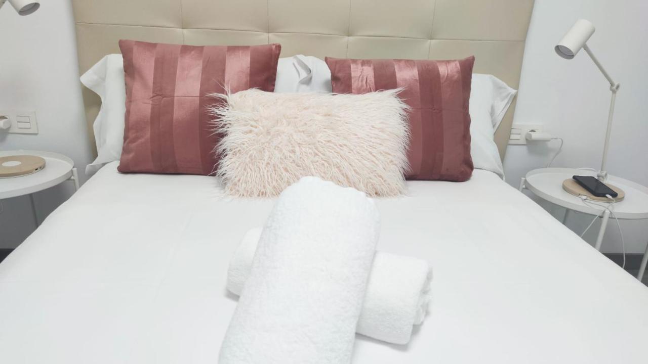 Casa Gascona Con Parking, Wifi Y Netflix Gratis!! By Delabra Apartments Oviedo Luaran gambar